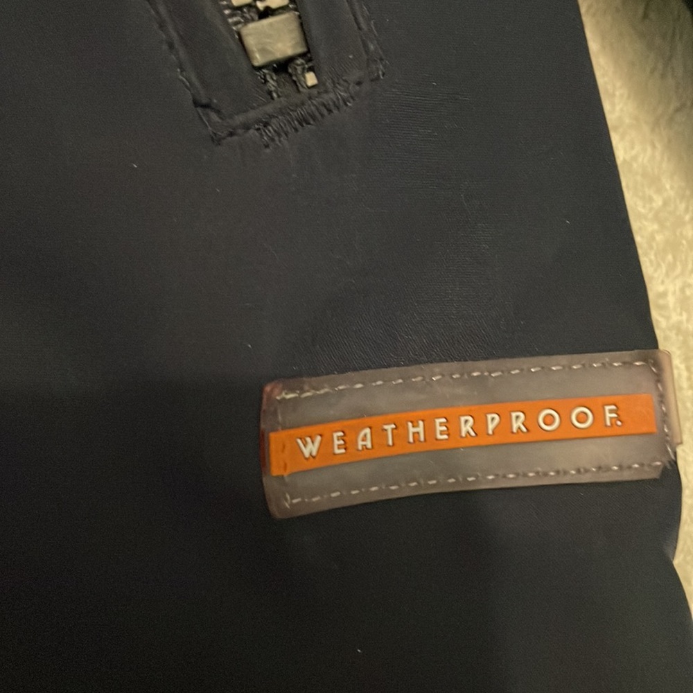 Weatherproof jacket - Picture 4 of 11